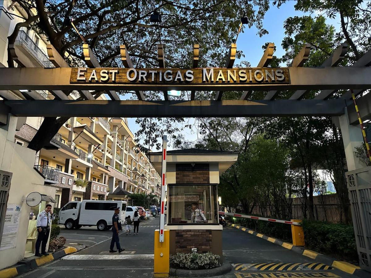 East Ortigas Mansions By Ma Appartement Manilla Buitenkant foto